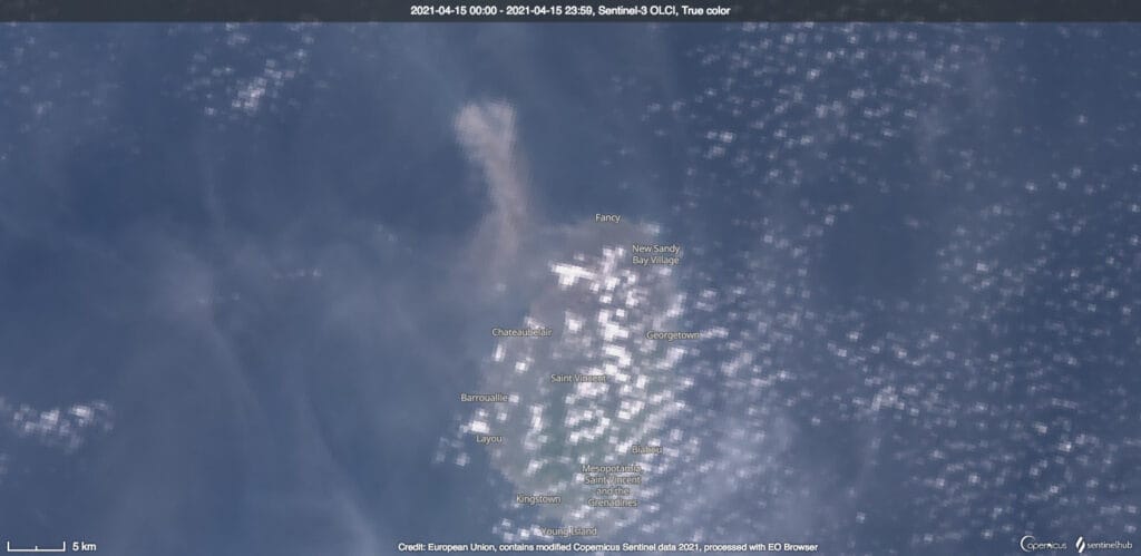 2021 04 15 00 00 2021 04 15 23 59 Sentinel 3 OLCI True color