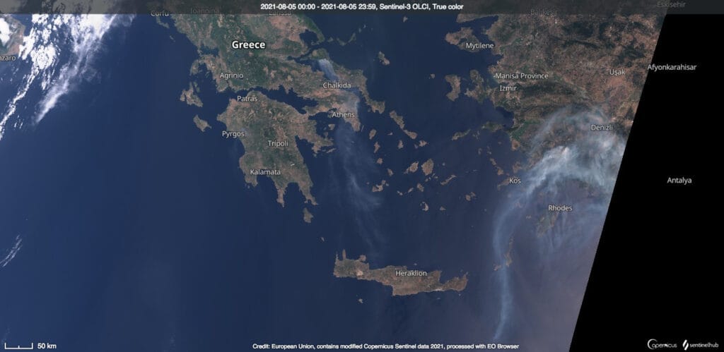 حرائق الغابات بواسطة صور ألاقمار الإصطناعية 5 2021-08-05-00 00_2021-08-05-23 59_Sentinel-3_OLCI_True_color