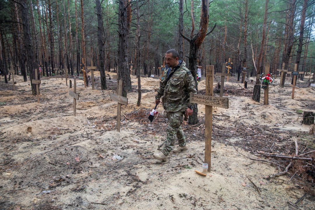 Kharkiv region, Ukraine September 15, 2022. REUTERS/Oleksandr Khomenk