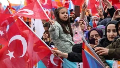 برنامج ذكاء إصطناعي يتوقع فوز رجب طيب أردوغان لدورة رئاسية ثالثة 8 _129643642_voters